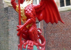 Hampton Court Palace - Red Dragon