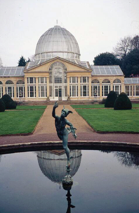 Patrick Baty carried out an analysis of the paint in the Great Conservatory of Syon House