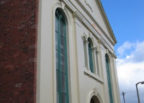 Patrick Baty was commissioned to carry out an analysis of the paint on the exterior and interior of the chapel