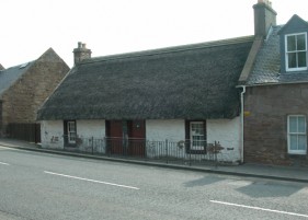 Souter Johhnie's Cottage